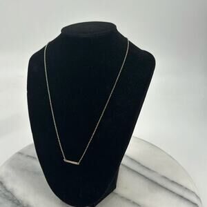 b.u Sterling silver bar necklace